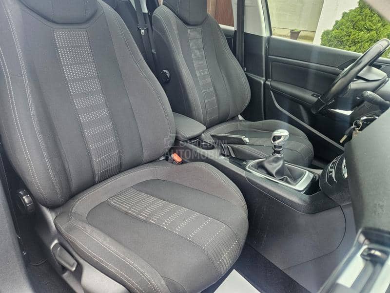 Peugeot 308 1.6 HDI  KAMERA