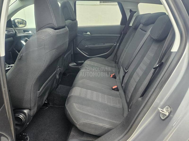 Peugeot 308 1.6 HDI  KAMERA