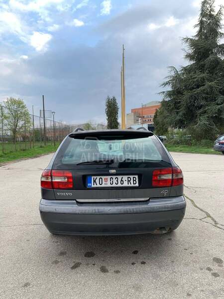 Volvo V40 1.9 tdi