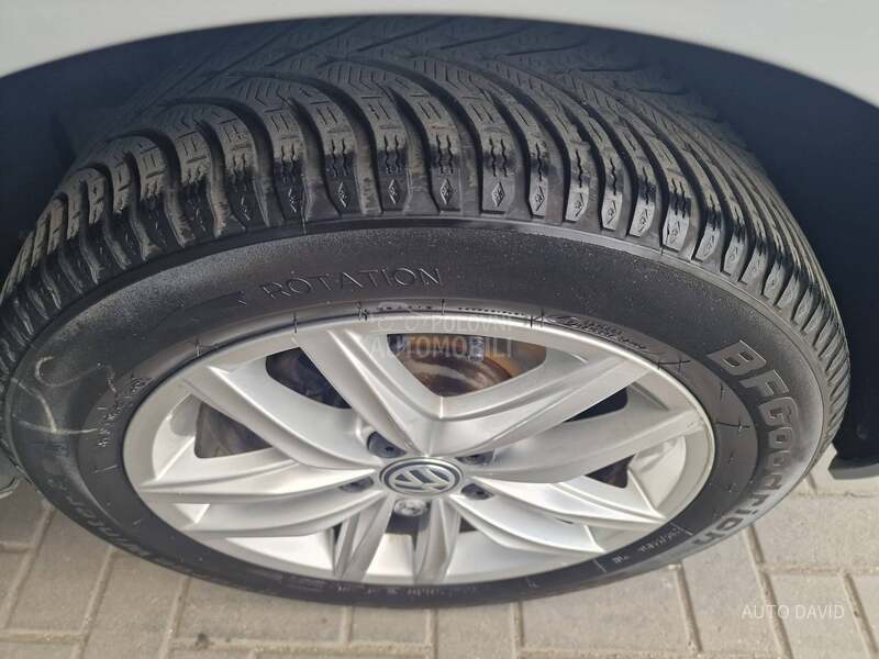 Volkswagen Golf 7 1.6TDI NOV