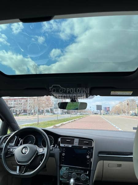 Volkswagen Golf 7 HIGHLINE 1.4 TSI DSG