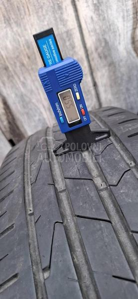 Hankook 215/65 R17 Letnja