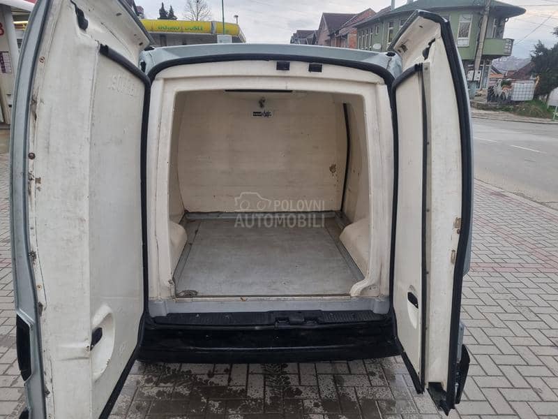 Renault Kangoo hladnjaca