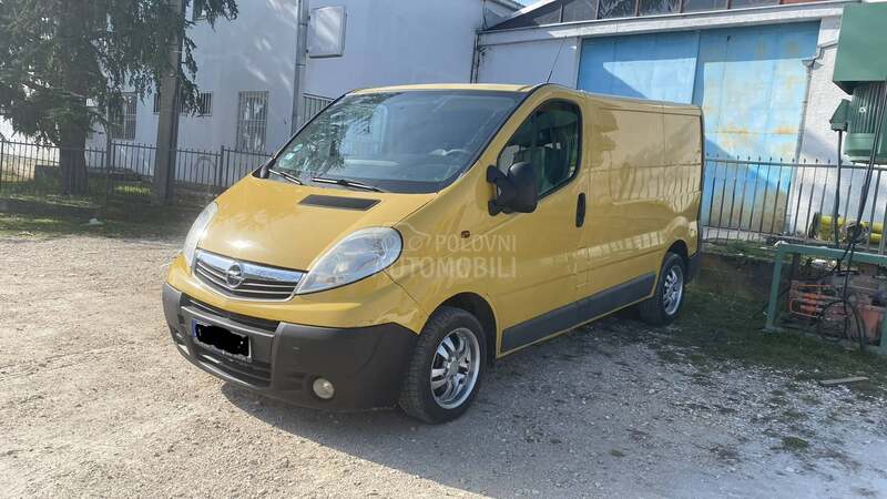 Opel Vivaro 2.0 6b klima