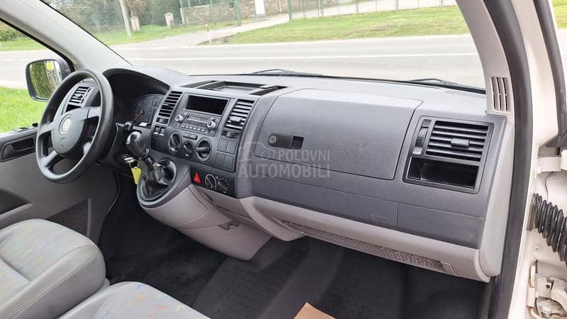 Volkswagen Transporter T5 1.9 Tdi
