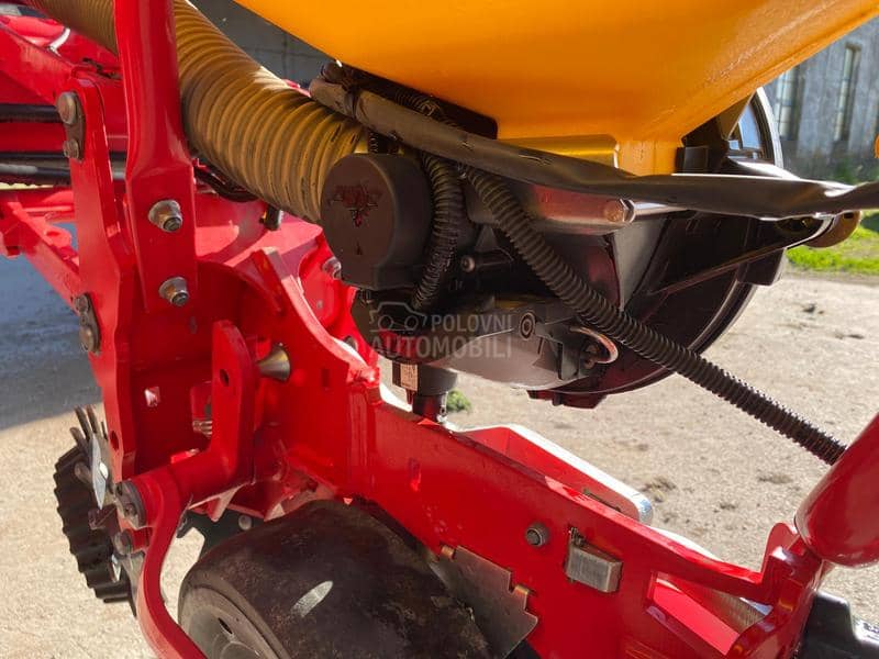 Vaderstad Tempo T6