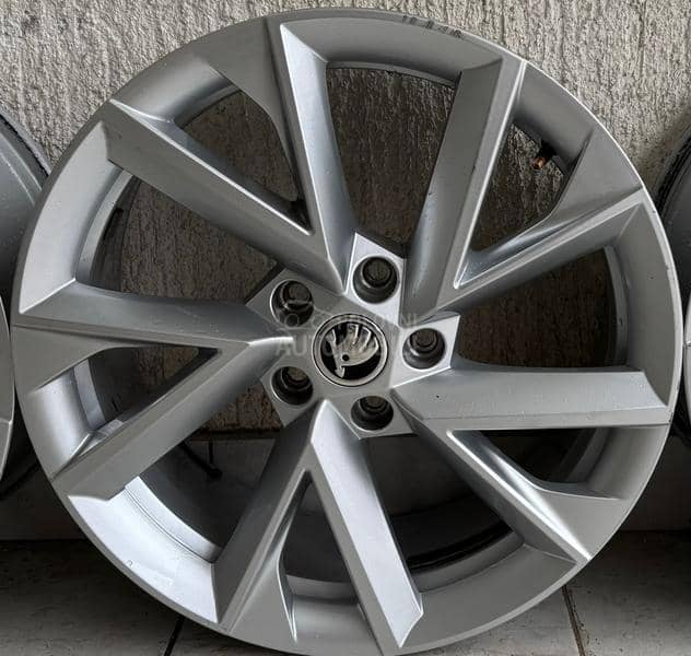 Aluminijumske felne  18" 5 x 112