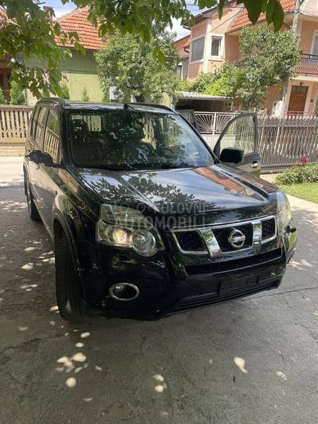 Nissan X-Trail 2.0dci 2007. god. -  kompletan auto u delovima