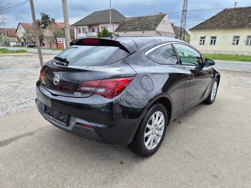 Opel Astra J 1.4 b