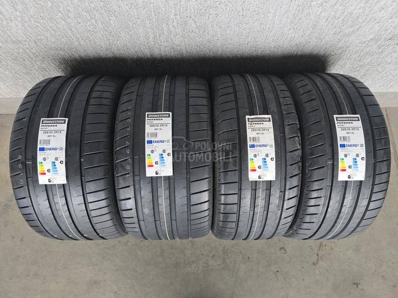Bridgestone 285/30 R19 Letnja