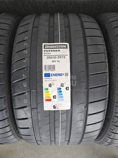 Bridgestone 285/30 R19 Letnja