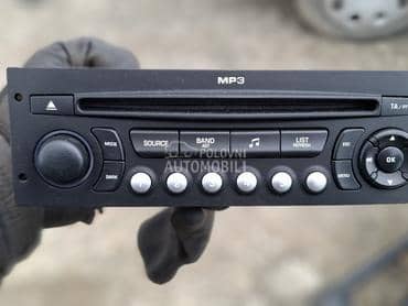 cd player za Peugeot 207