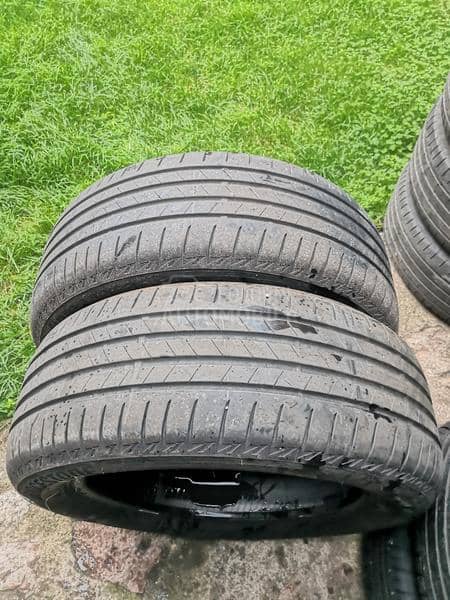 Bridgestone 225/55 R17 Letnja