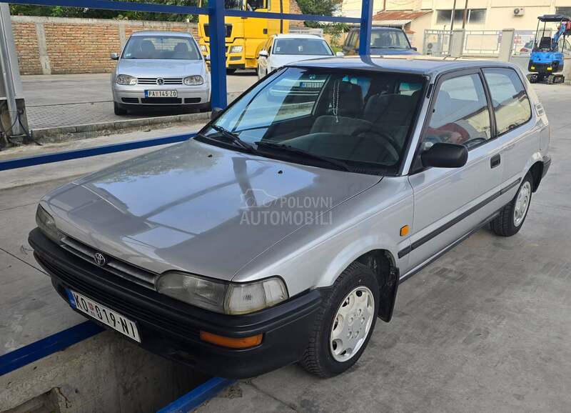 Toyota Corolla 1300 efi
