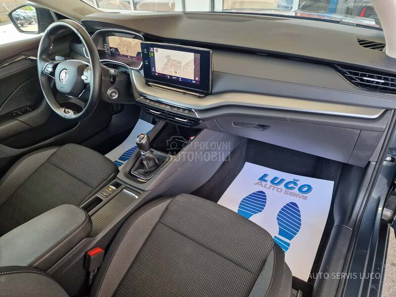 Škoda Octavia 2.0 TDI m a nuel