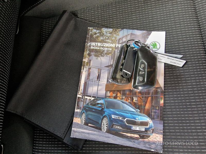 Škoda Octavia 2.0 TDI m a nuel