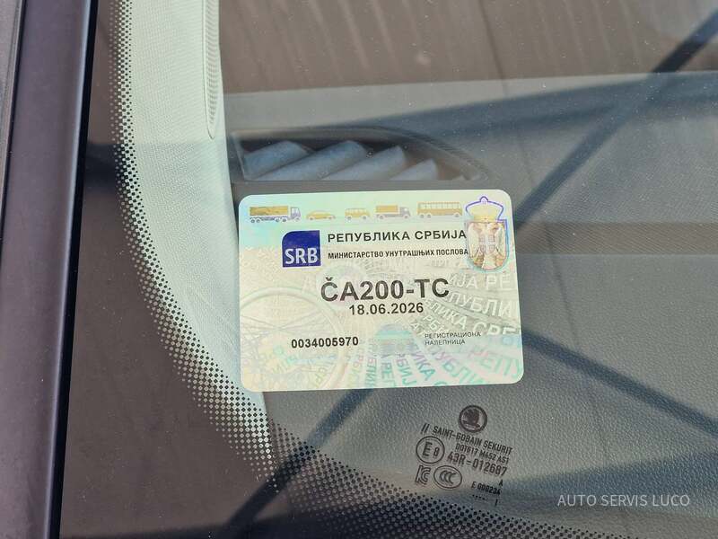 Škoda Octavia 2.0 TDI m a nuel