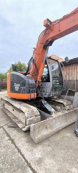 Hitachi ZX 85