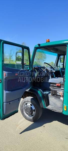 Mercedes Benz Vario 815D