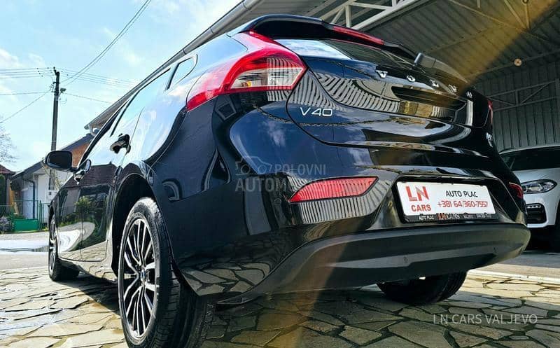 Volvo V40 MOMENTUM/T0P