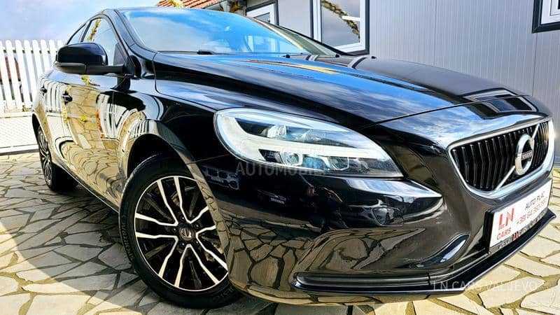 Volvo V40 MOMENTUM/T0P