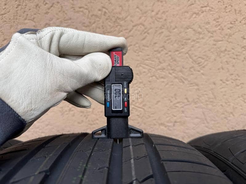 Imperial 255/40 R21 Letnja