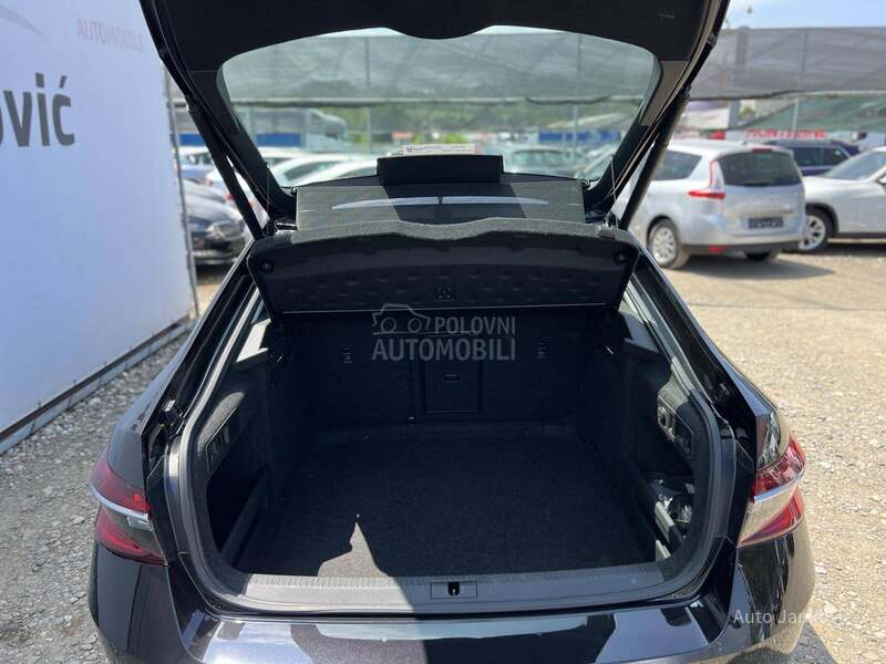 Škoda Superb 70 000 K M