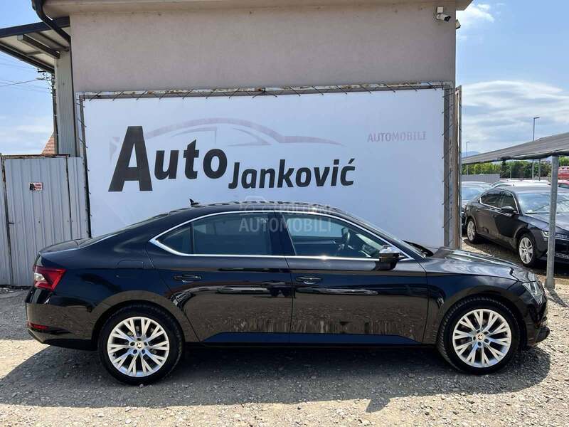 Škoda Superb 70 000 K M