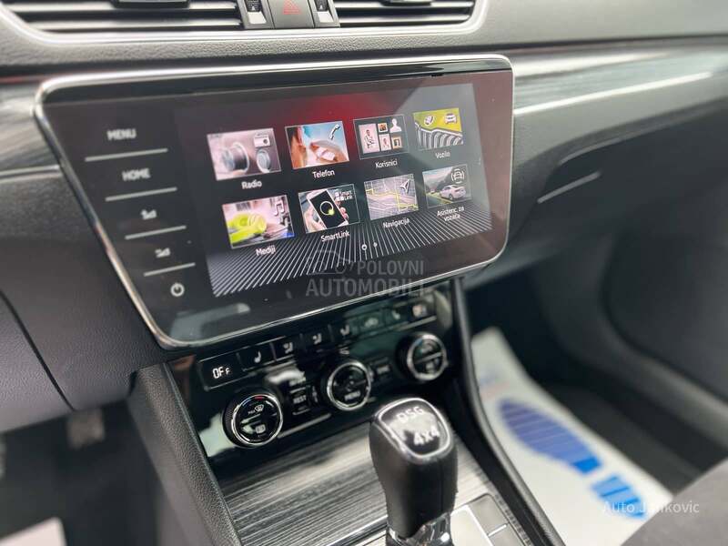 Škoda Superb 4x4 DSG  90 000 K M