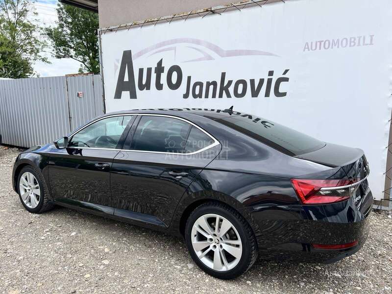 Škoda Superb 4x4 DSG  90 000 K M