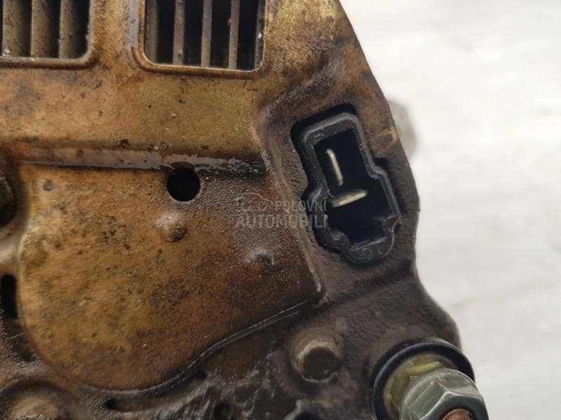 ALTENATOR 800 KUBIKA