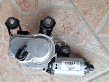 Motoric brisaca za Audi Q3