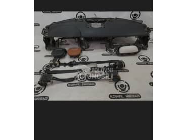 tabla airbag pojasevi za Land Rover Range Rover Vogue od 2014. do 2025. god.