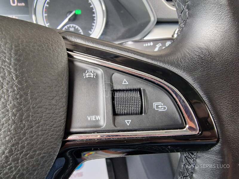 Škoda Superb 2.0TDI DSG 150 k s