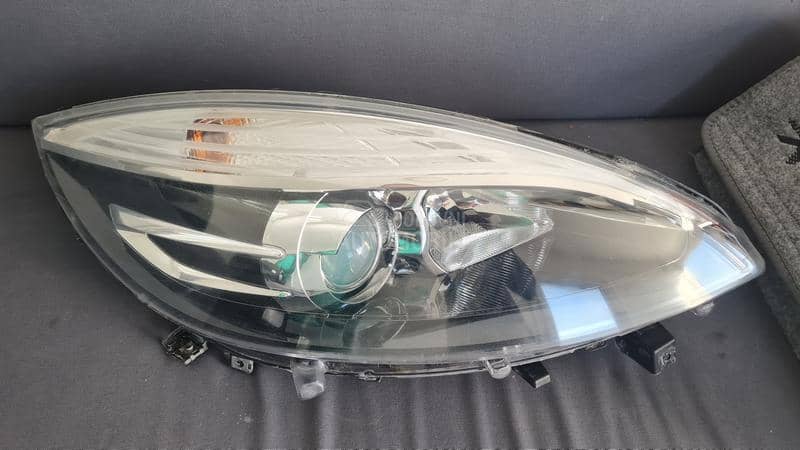 R.enault S.cenic III FAR