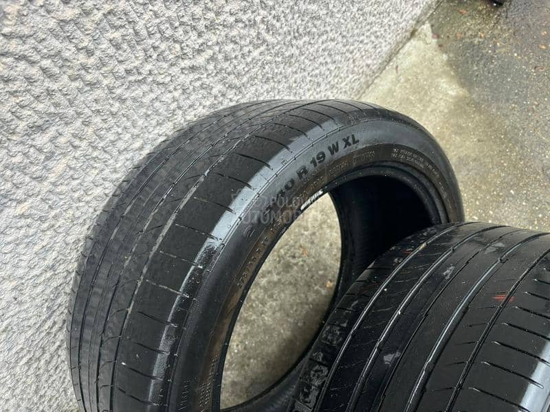 Continental 275/40 R19 Letnja