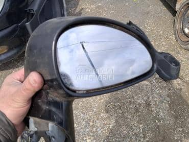 desni retrovizor za Citroen C4