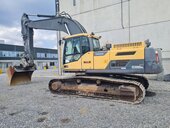 Volvo EC300DLN NOV RAZVODNIK