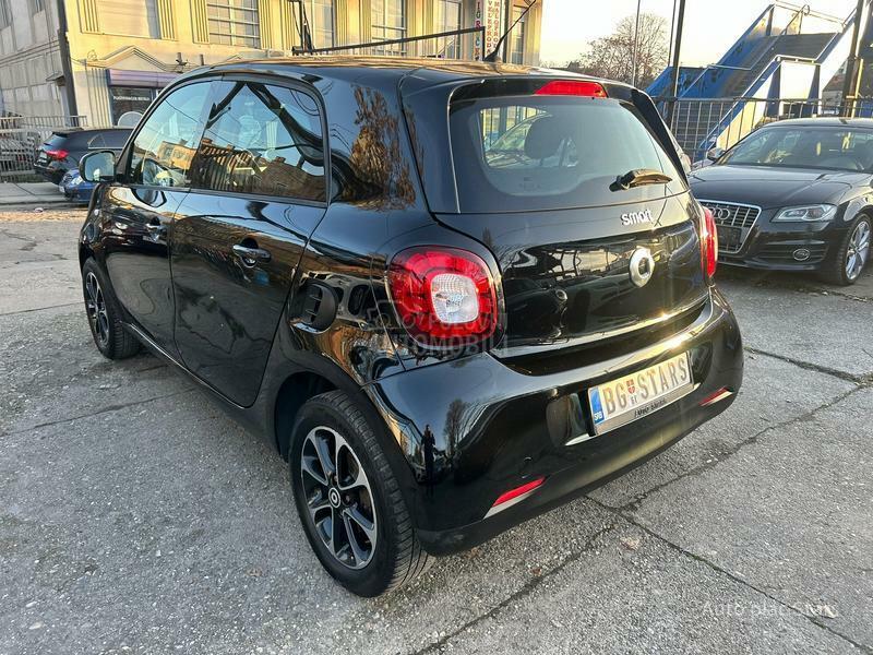 Smart ForFour 