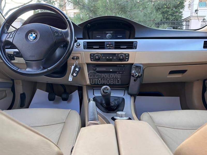BMW 320 D 163/VelNav/Siber