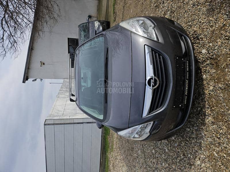 Opel Meriva 1.4 / CH