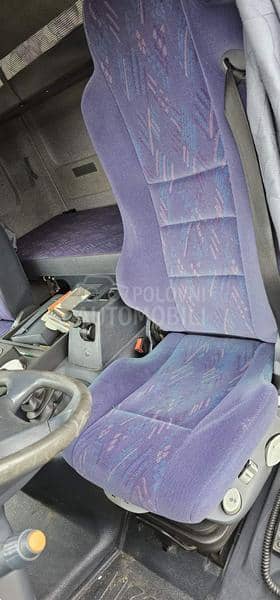 Mercedes Benz 1018