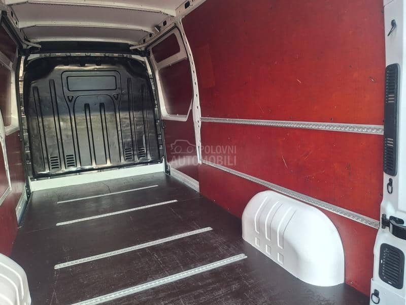 Renault Master 2.3