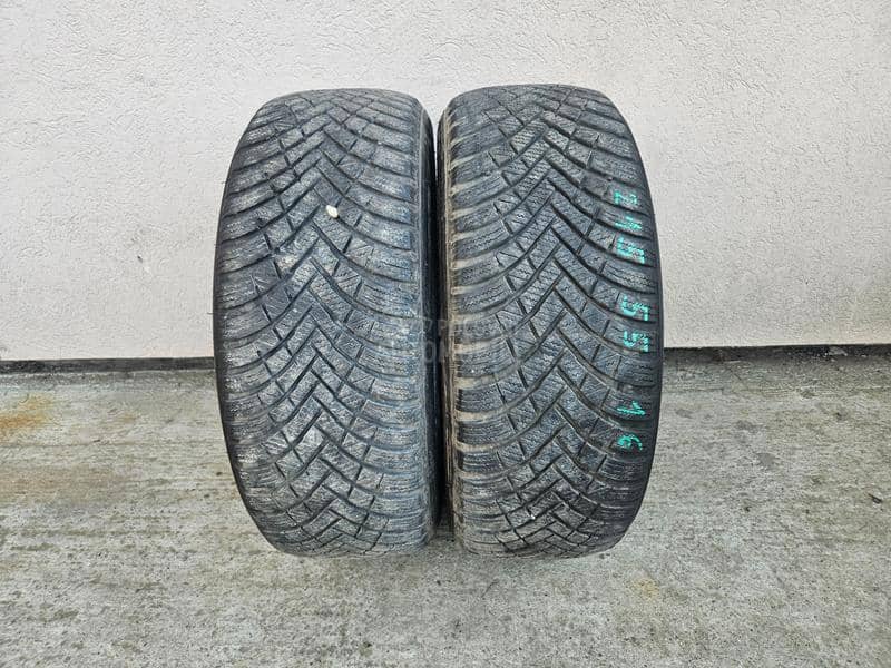 Hankook 215/55 R16 Zimska