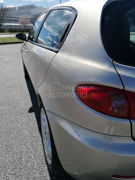 Alfa Romeo 147 1.6 T. SPARK