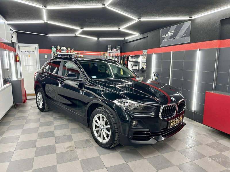 BMW X2 O D L I Č A N   X2