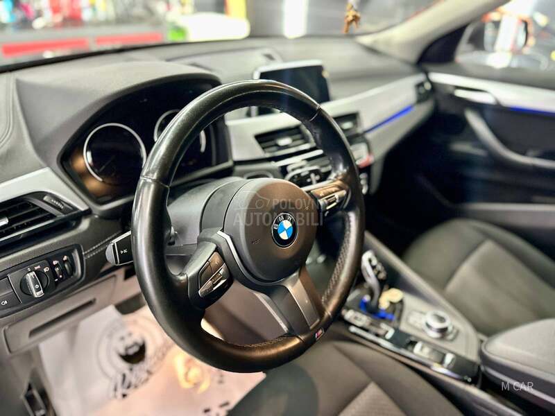 BMW X2 O D L I Č A N   X2