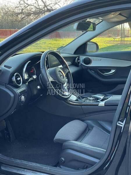 Mercedes Benz C 220 