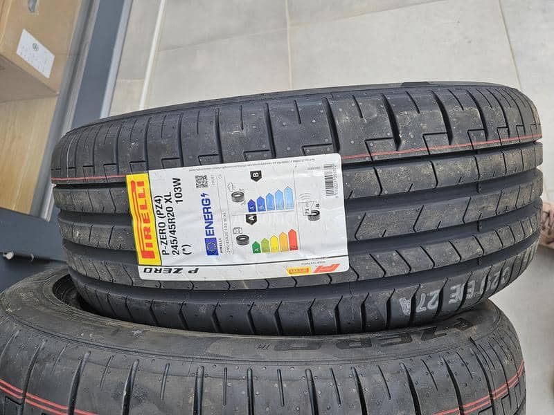 Pirelli 275/40 R20 Letnja