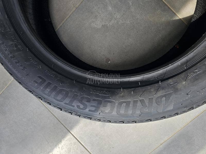 Bridgestone 245/50 R19 Letnja